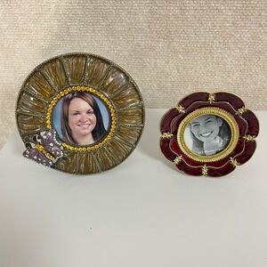 SIXTREES Photo Frames Set‎ of 2 Round Floral Gold Red Butterfly Accent